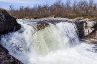 Schweden - Wasserfall am Torneträsk